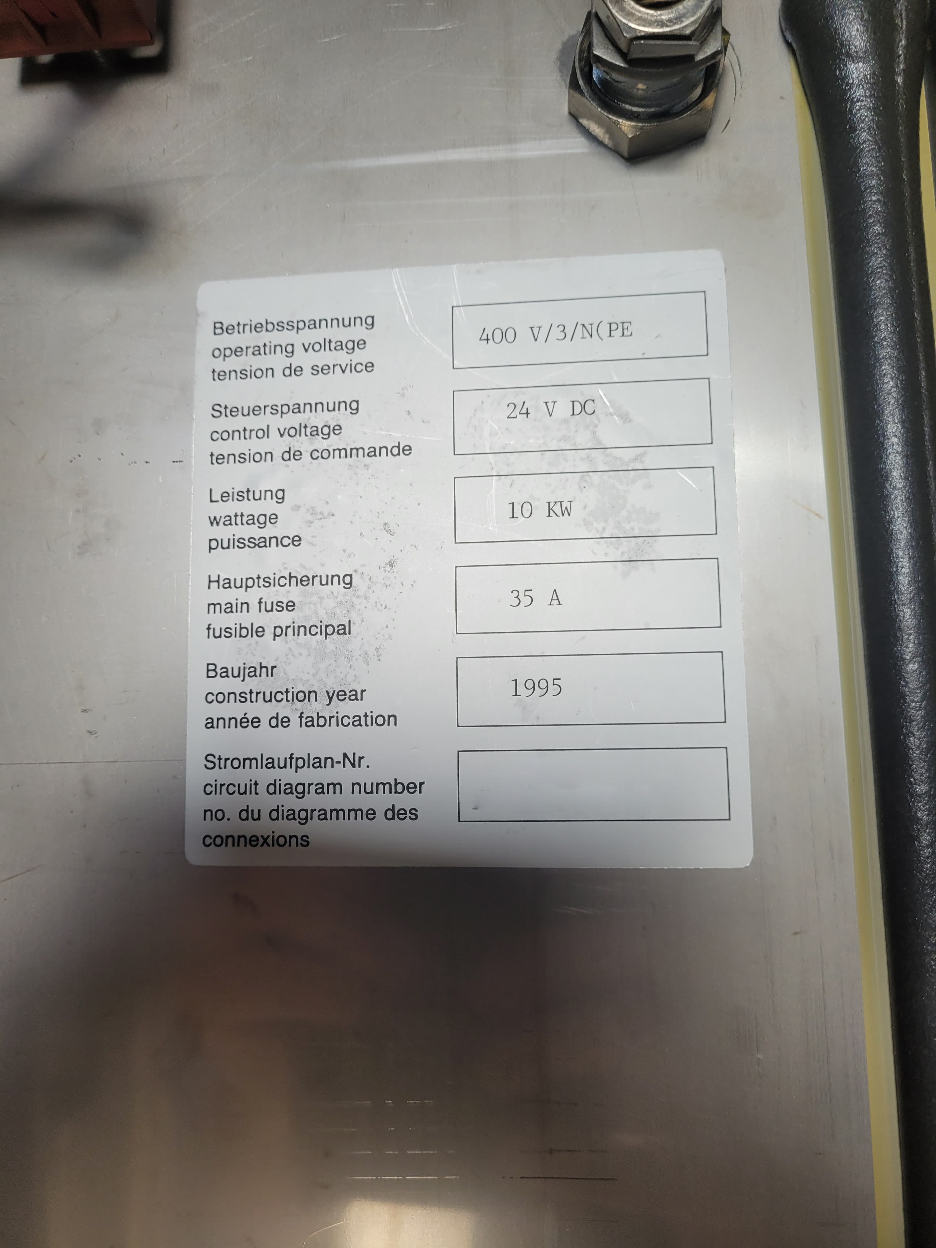 Nameplate of FAMIX Famix 6000