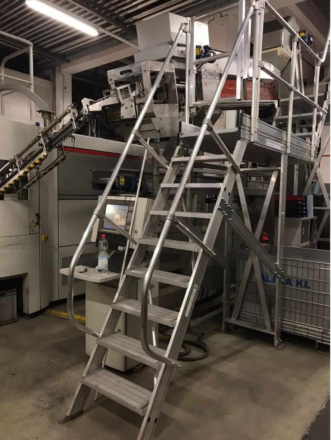 Side view of SIDEL SBO 10 Series 2