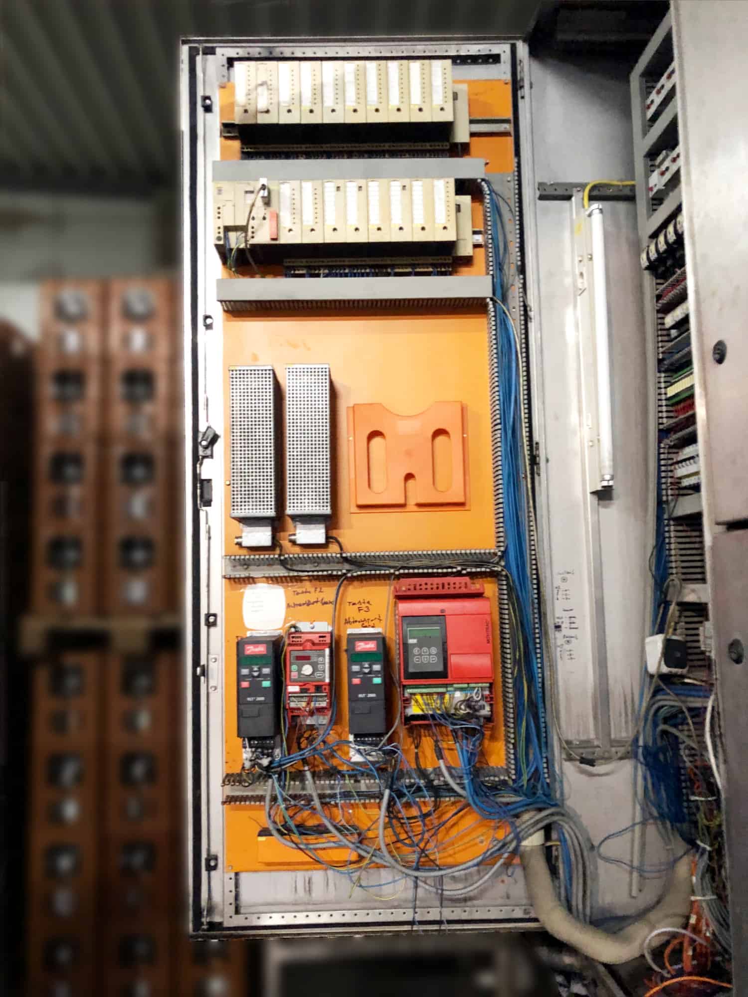Back view of GM Gera Arcade DS 02 / 102 / 16