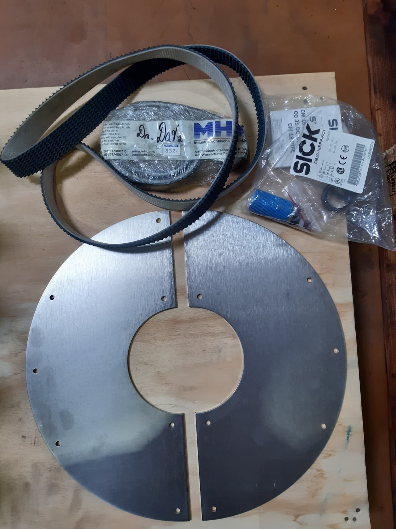 Accessories of Dr. Datz GmbH VS 4 L
