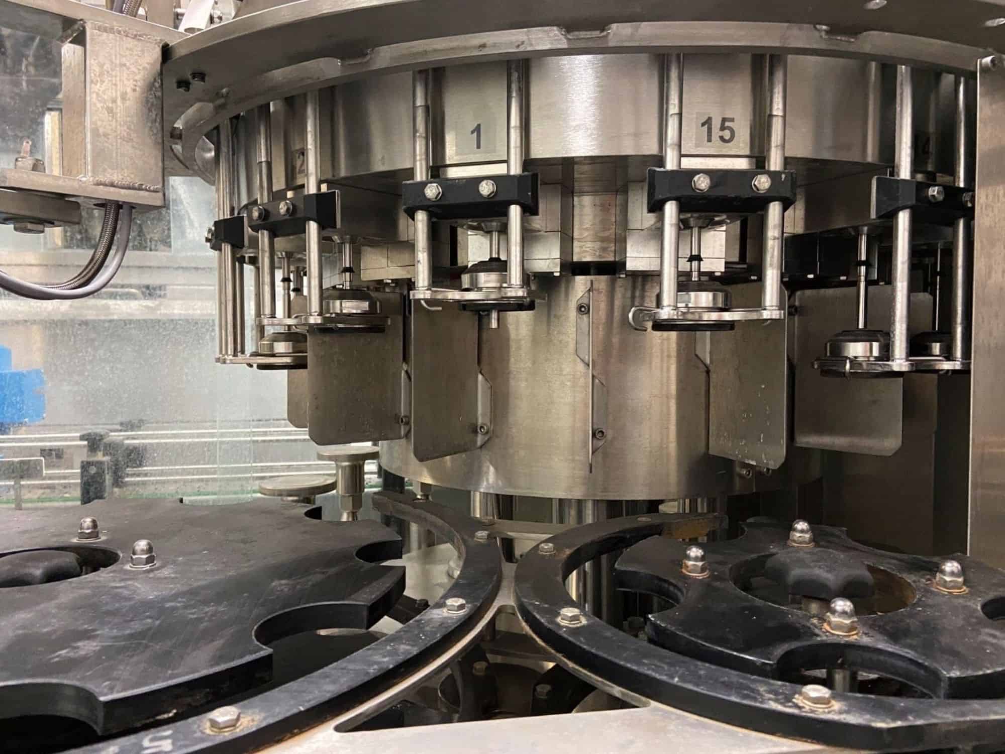 Working room of Nagel, PAC, Juwatec Returnable Glass Filling line for beer, soft drink