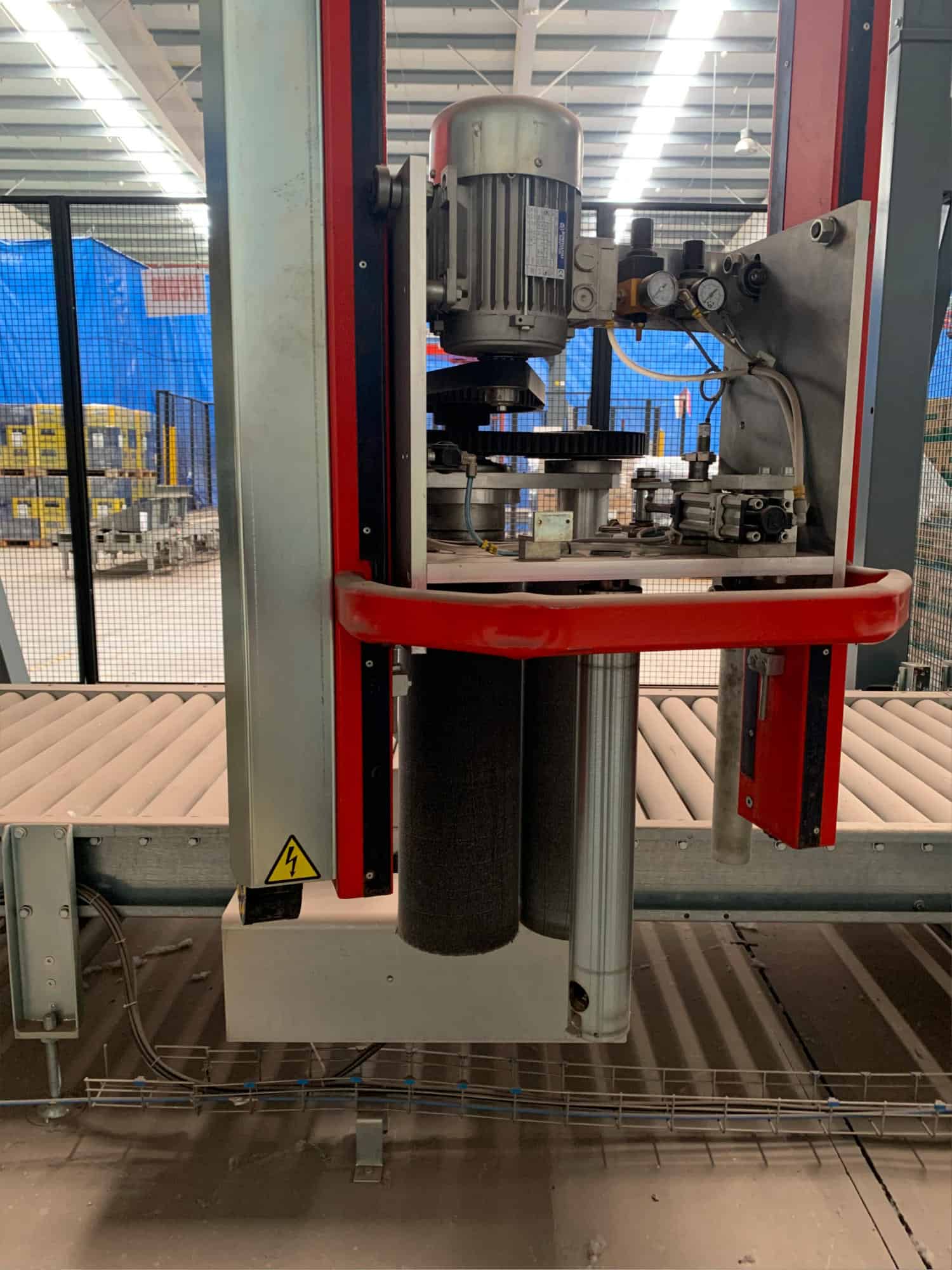 Side view of Sacmi / Robopac Genesis, Helix HS40