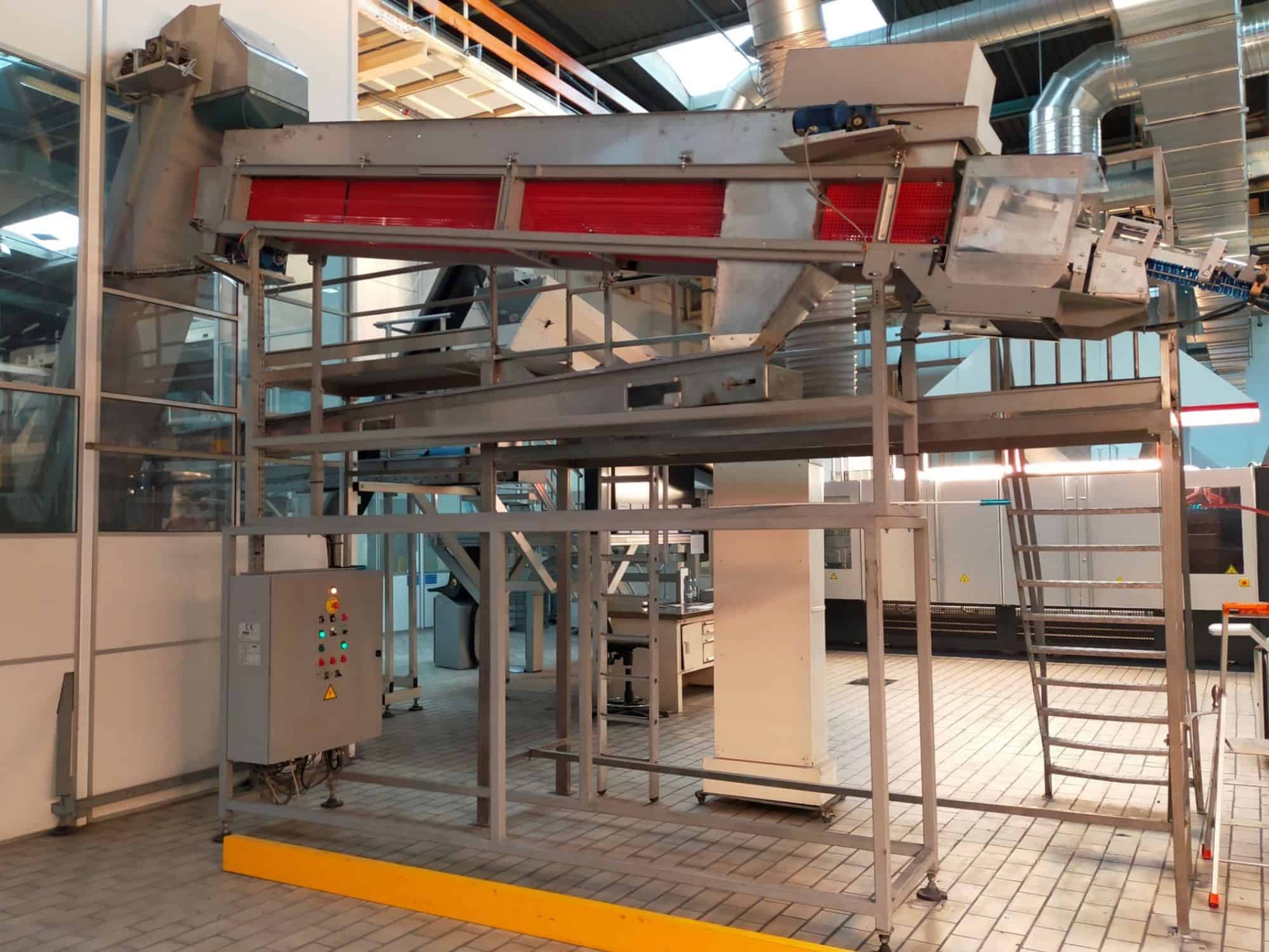 Side view of SIDEL SBO 18 Series 2